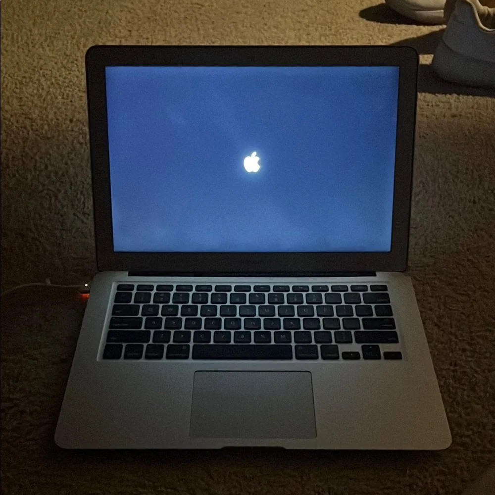 Apple MacBook Air with Floral Case & charger